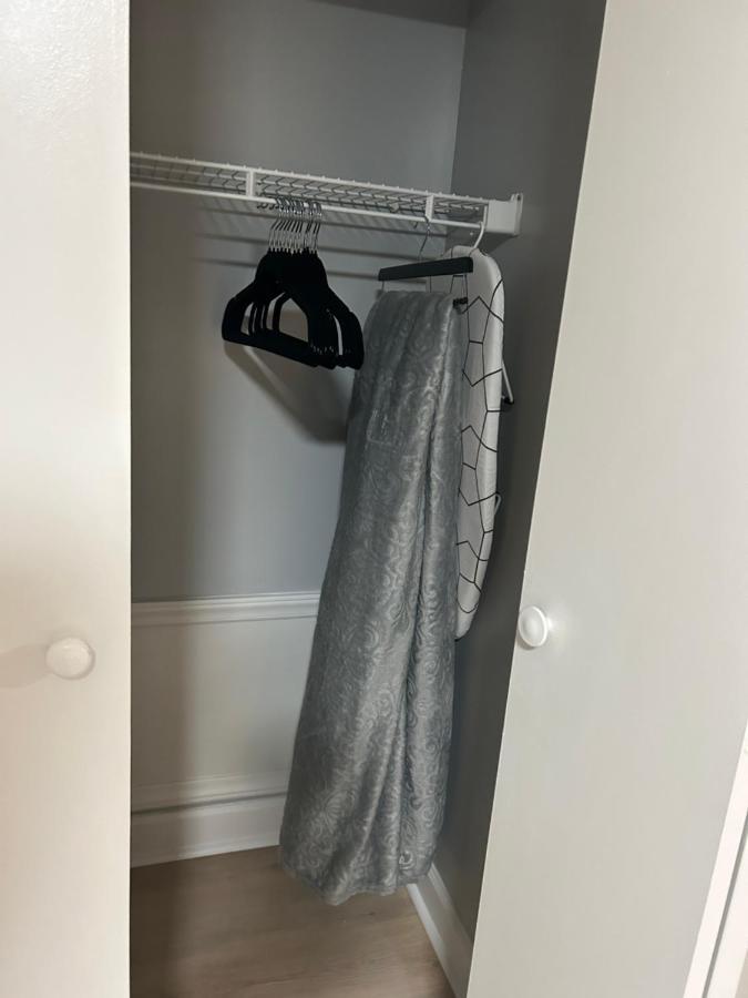 Comfy Lower Lvl Apt With Jetted Tub Near Uptown And Unc Charlotte Exterior foto