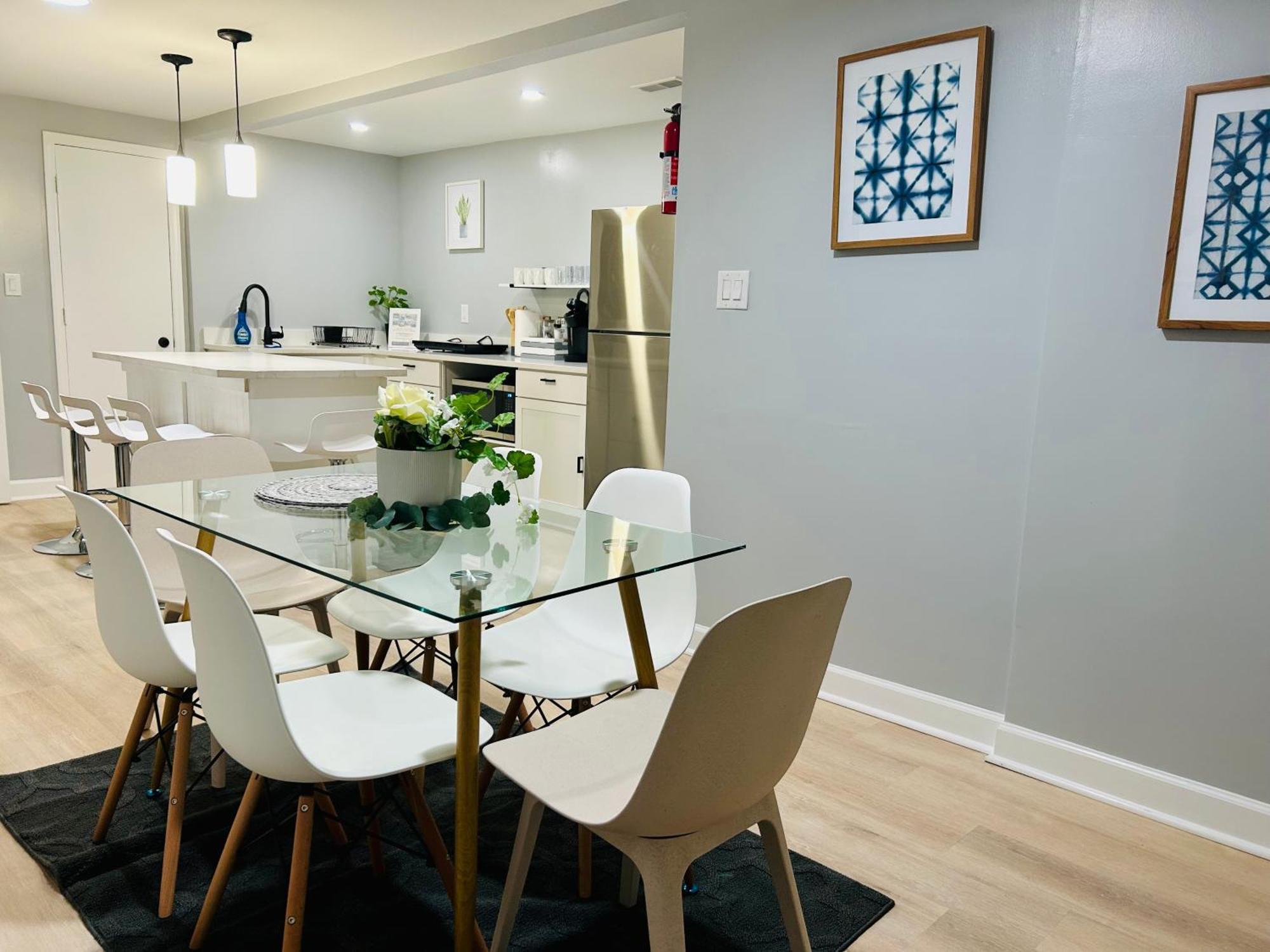 Comfy Lower Lvl Apt With Jetted Tub Near Uptown And Unc Charlotte Exterior foto