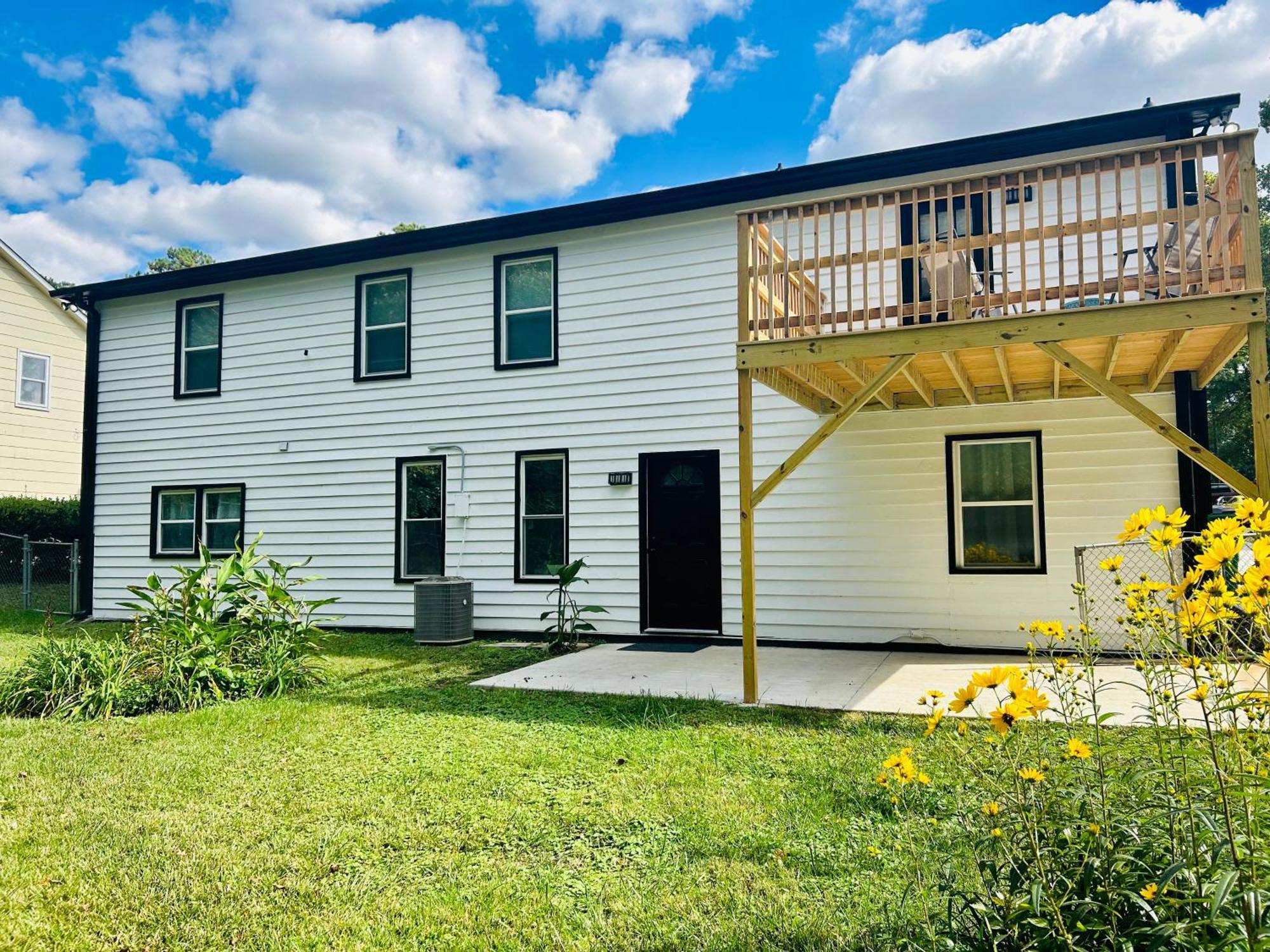 Comfy Lower Lvl Apt With Jetted Tub Near Uptown And Unc Charlotte Exterior foto